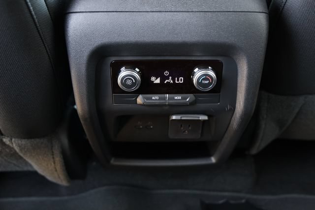 New 2026 GMC Acadia Elevation w/ Black Edition FWD image 25