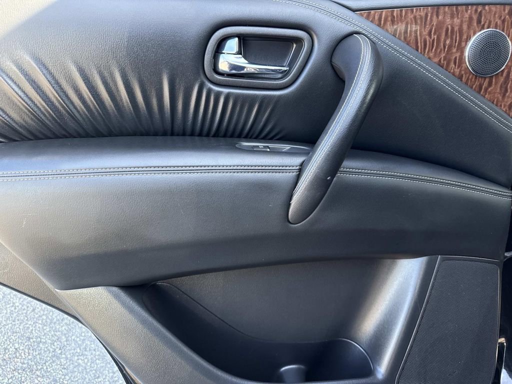 Certified 2020 Nissan Armada SL w/ Premium Package image 14