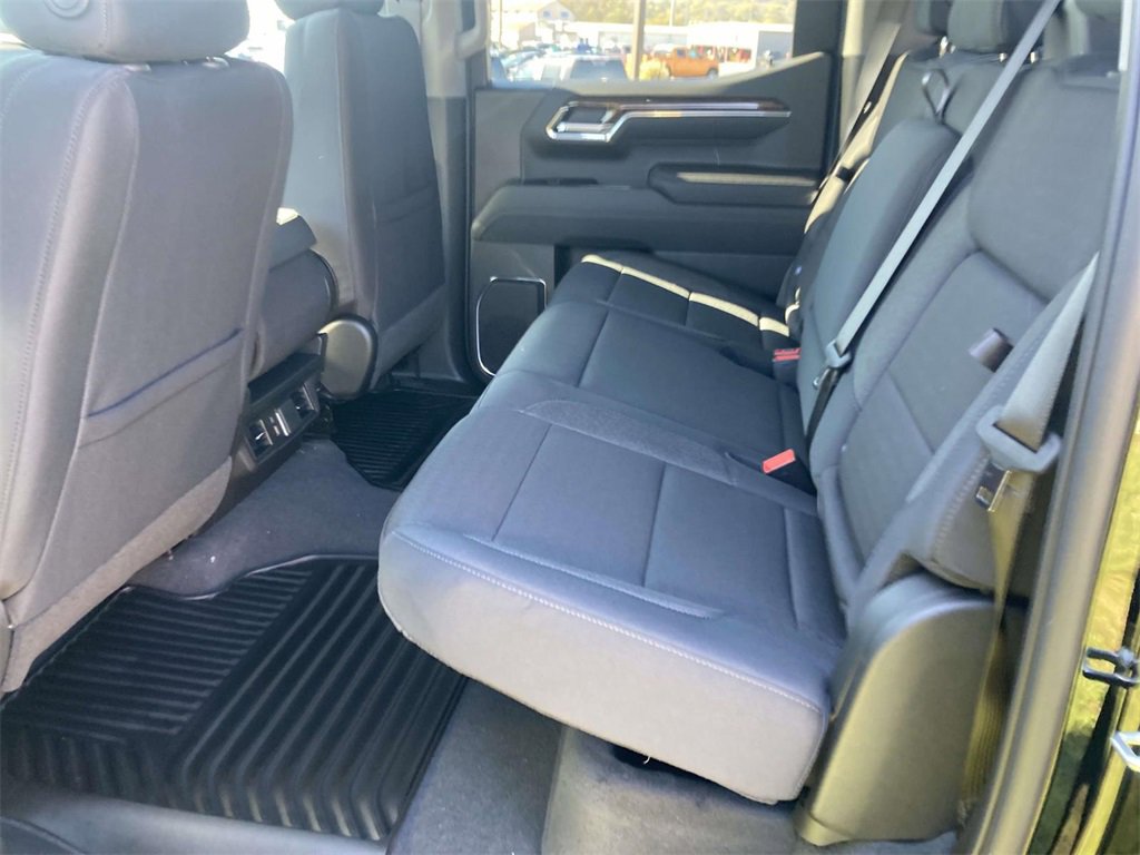 New 2026 GMC Sierra 1500 Elevation image 12