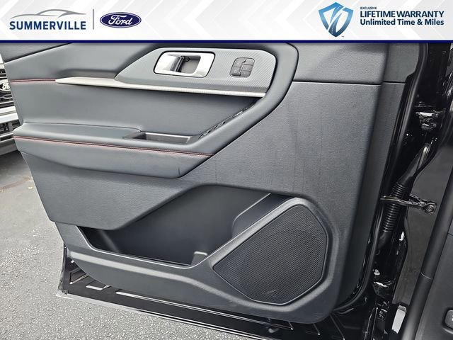 New 2026 Ford Explorer ST-Line w/ ST-Line Street Pack RWD image 30