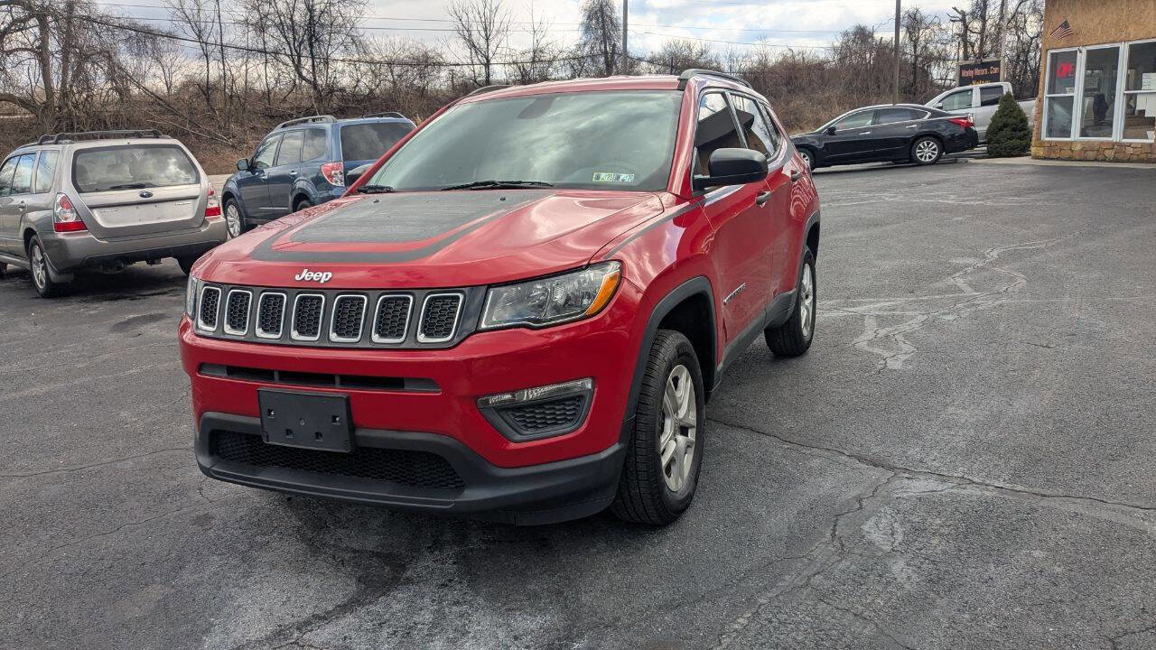 Used 2018 Jeep Compass Sport w/ Mopar Graphics Package AWD/4WD image 19