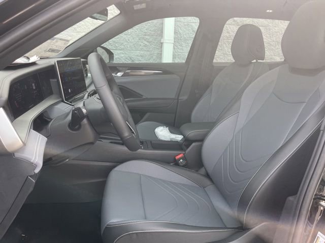 New 2026 Volkswagen Tiguan SE R-Line FWD image 20