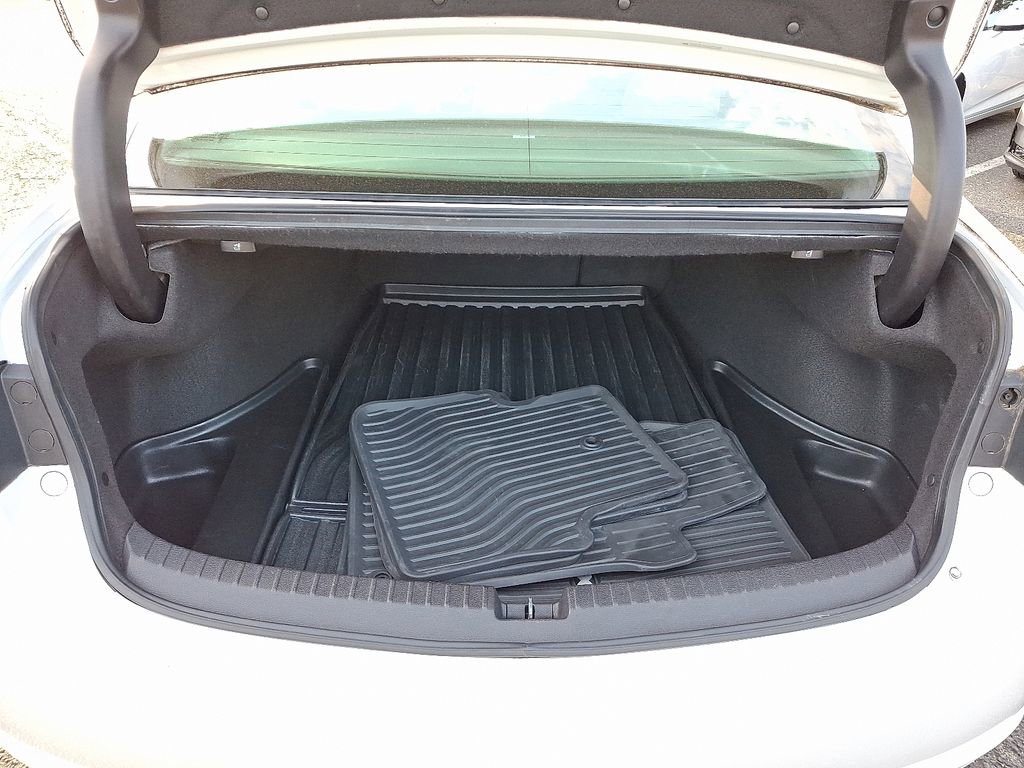 Certified 2017 Acura TLX w/ Technology Package FWD image 31