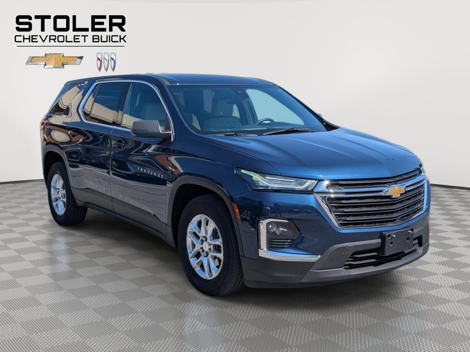 Used 2023 Chevrolet Traverse LS AWD/4WD image 7