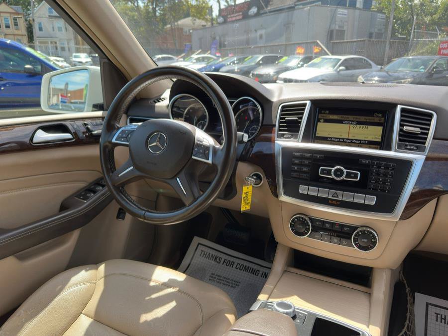 Used 2012 Mercedes-Benz ML 350 4MATIC image 25