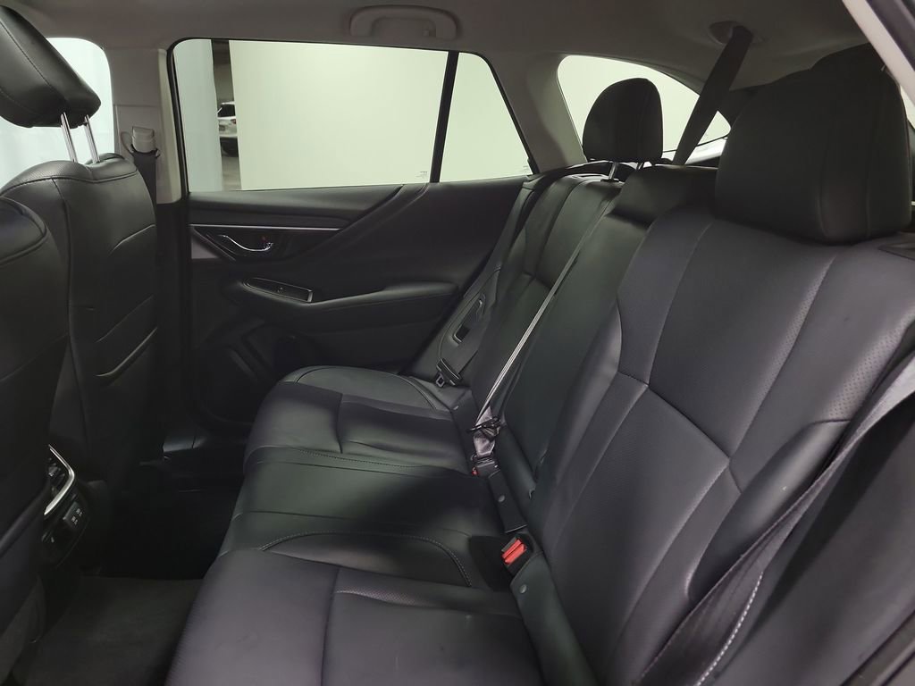 Used 2022 Subaru Outback Limited AWD/4WD image 19