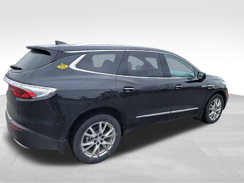 Used 2024 Buick Enclave Essence w/ Experience Buick Package image 15