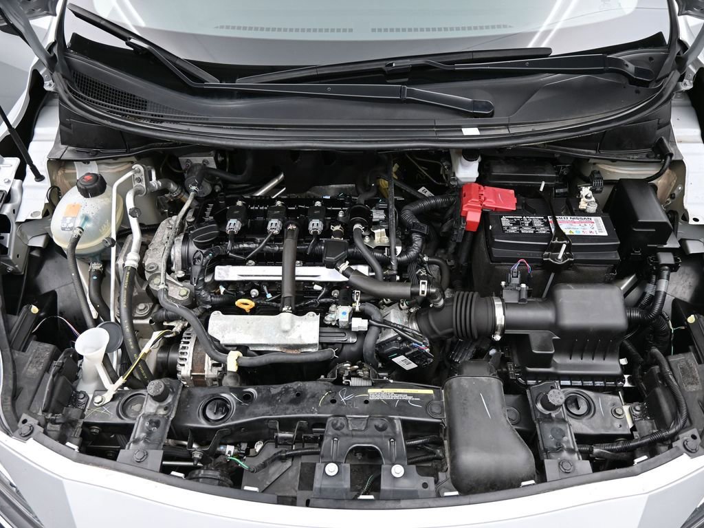 Used 2023 Nissan Versa SV image 15