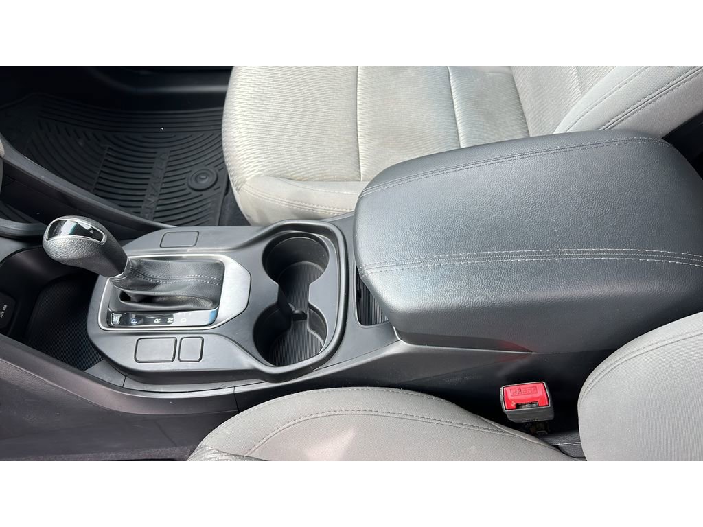 Used 2016 Hyundai Santa Fe Sport image 22