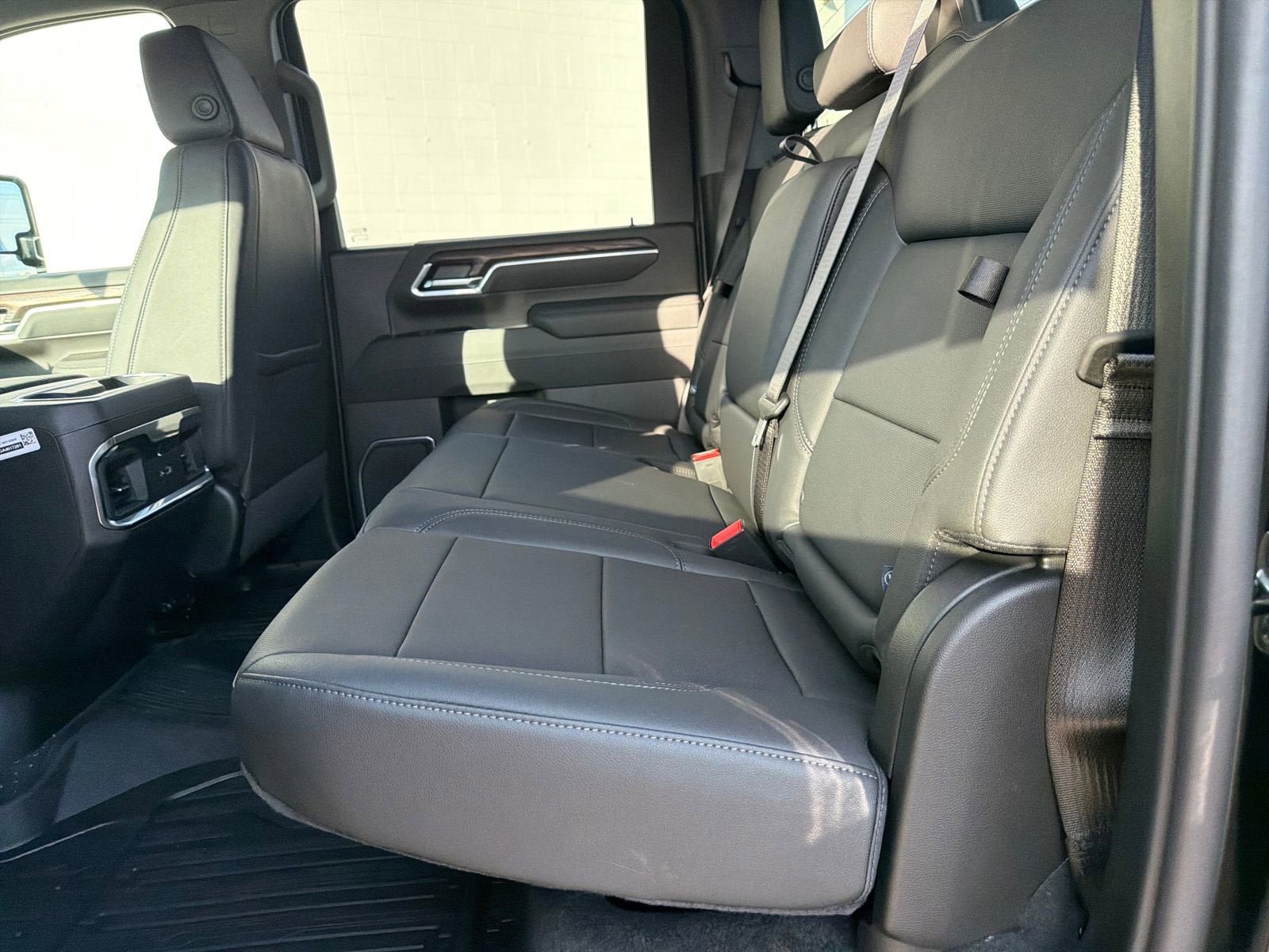New 2026 GMC Sierra 2500 SLT w/ SLT Convenience Package image 13