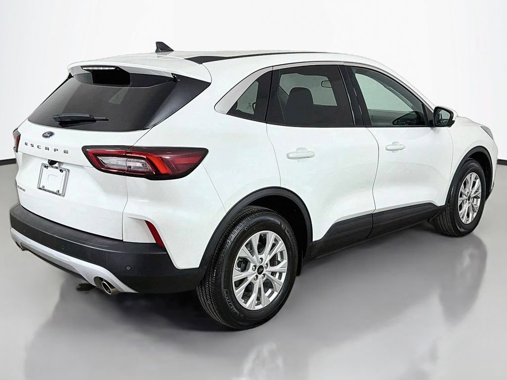 Used 2023 Ford Escape Active w/ Tech Pack #2 FWD image 13