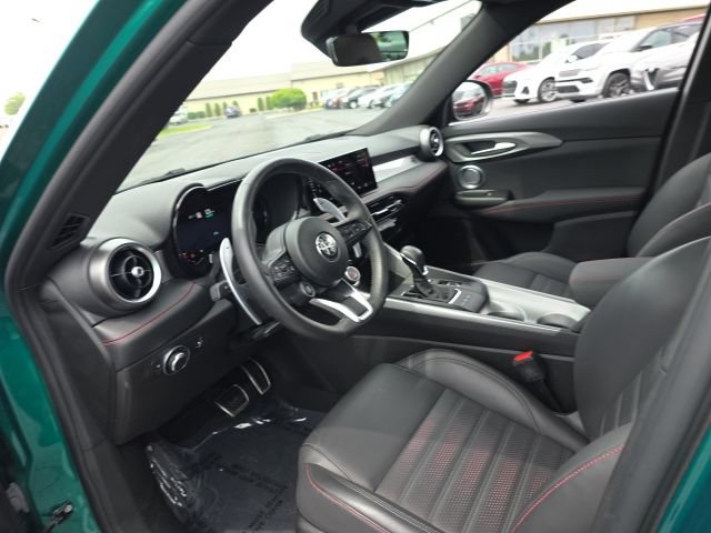 Used 2025 Alfa Romeo Tonale Tributo Italiano AWD/4WD image 15