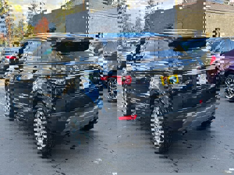 Used 2014 Land Rover Range Rover Evoque Pure Premium image 4