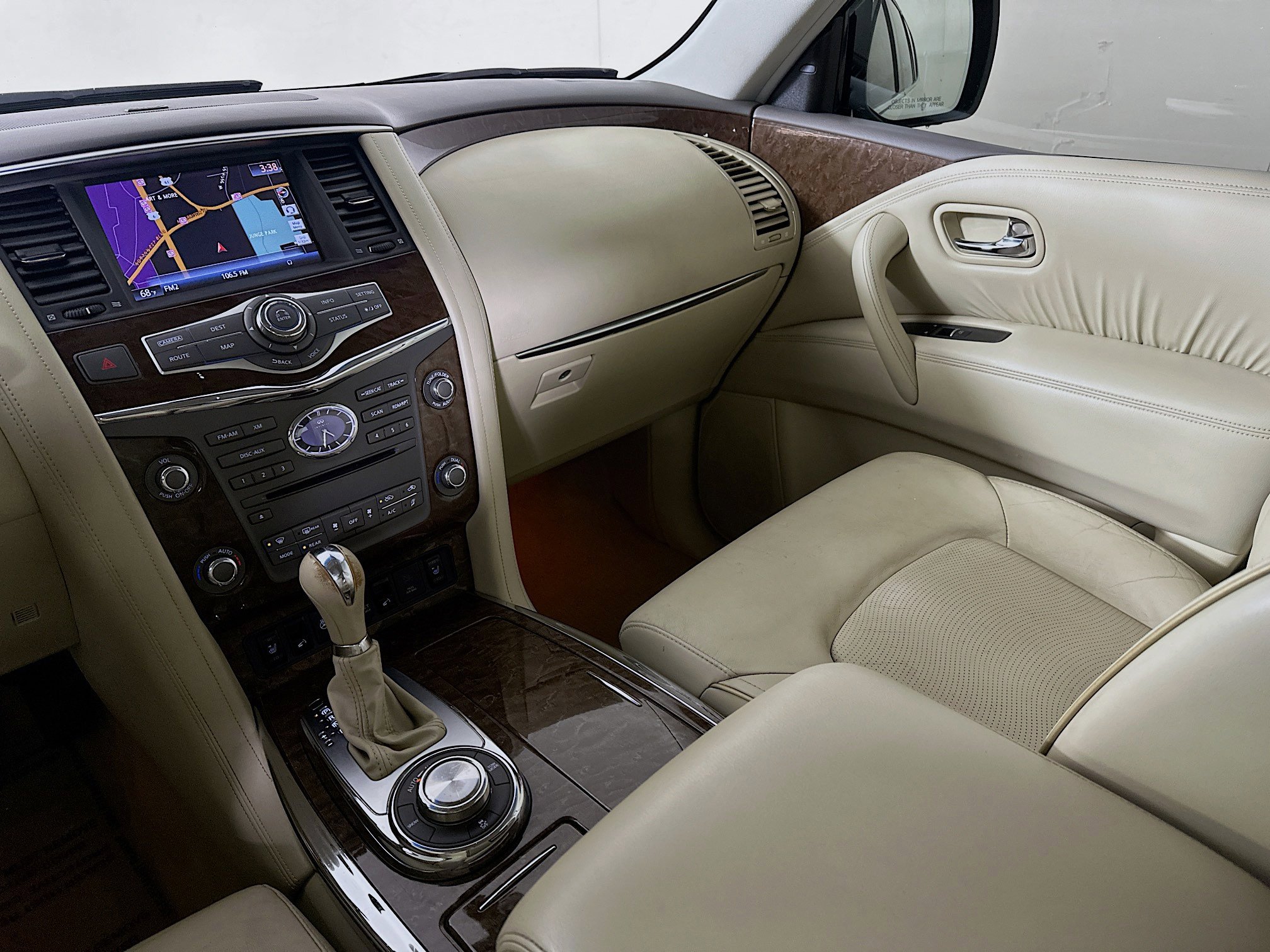 Used 2015 INFINITI QX80 Luxe w/ 22" Wheel Package image 25