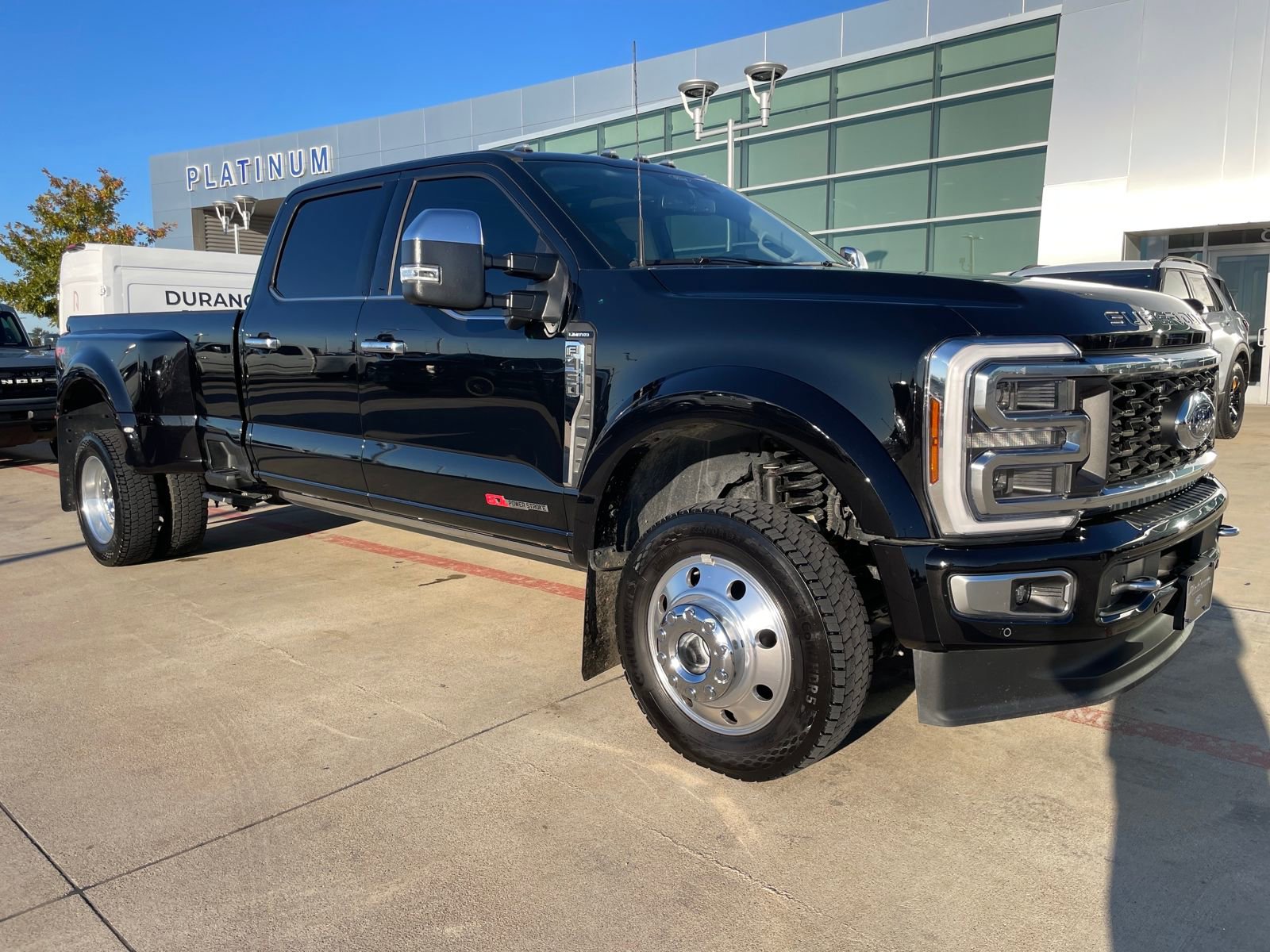 Used 2024 Ford F450 Limited w/ FX4 Off-Road Package image 7