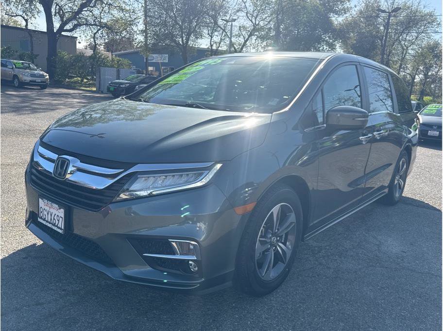 Used 2019 Honda Odyssey Touring image 3