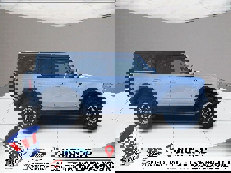 New 2025 Ford Bronco Outer Banks w/ Sasquatch Package