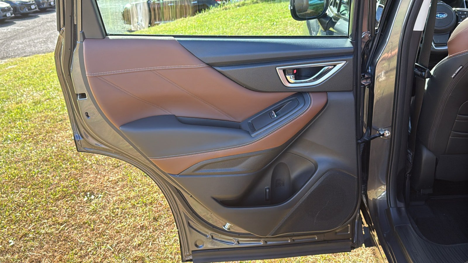 Certified 2023 Subaru Forester Touring AWD/4WD image 21