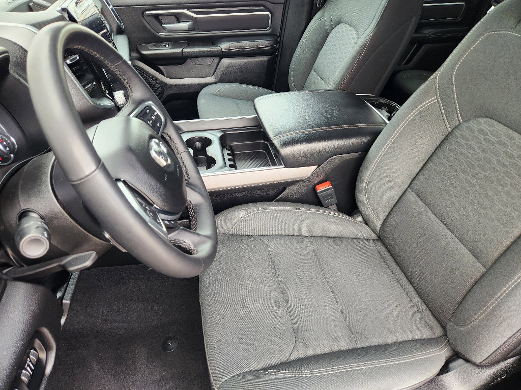 Used 2025 RAM 1500 Big Horn image 13