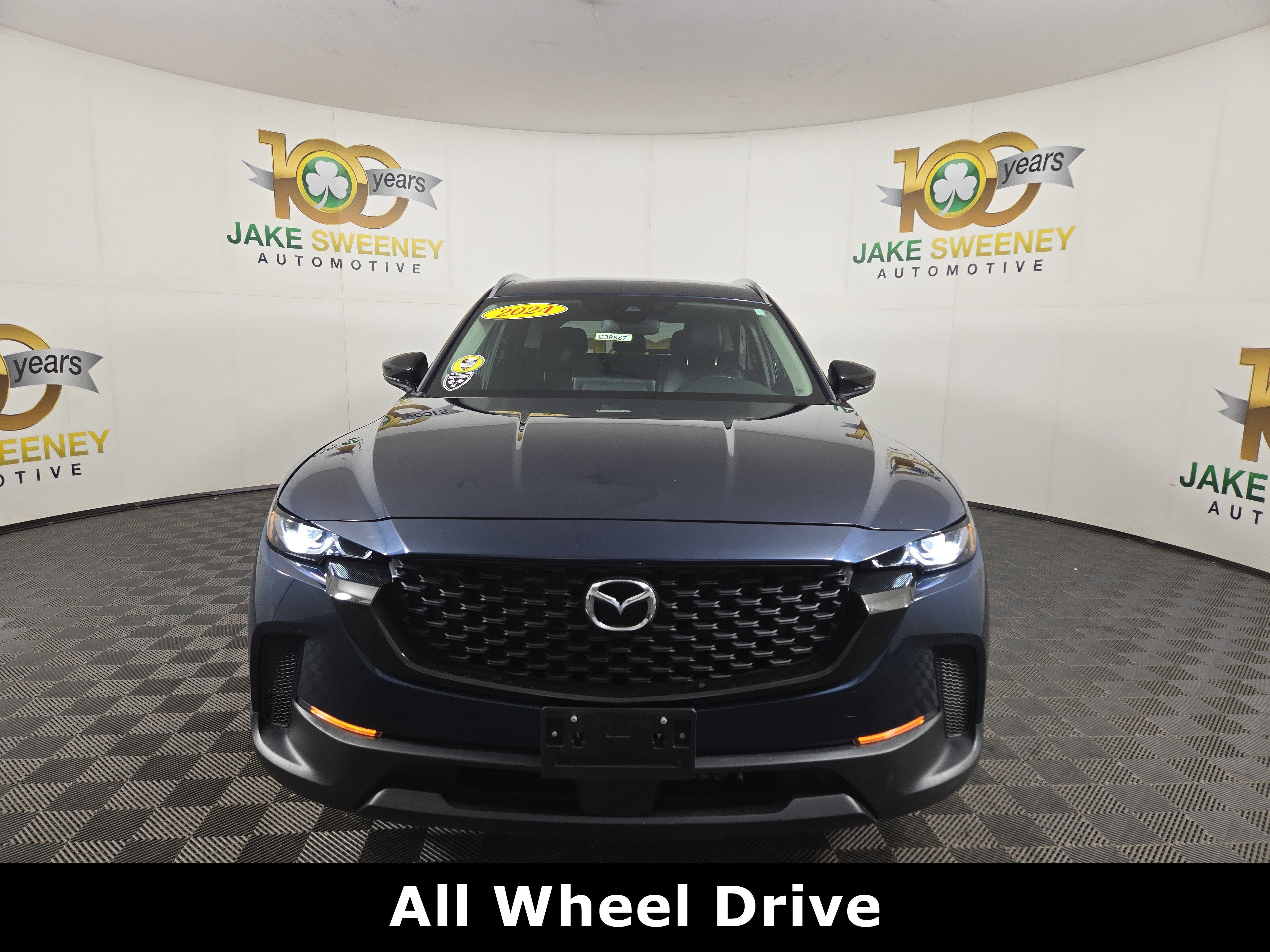 Used 2024 MAZDA CX-50 AWD 2.5 S w/ Preferred Package image 3