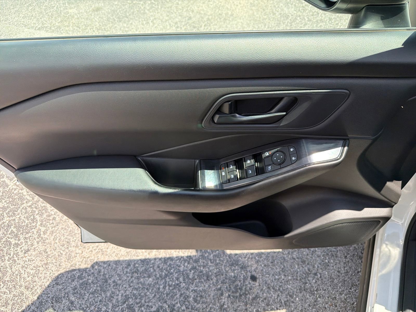 Certified 2024 Nissan Rogue S AWD/4WD image 17