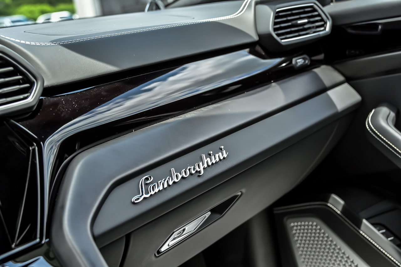 Used 2023 Lamborghini Urus S AWD/4WD image 39