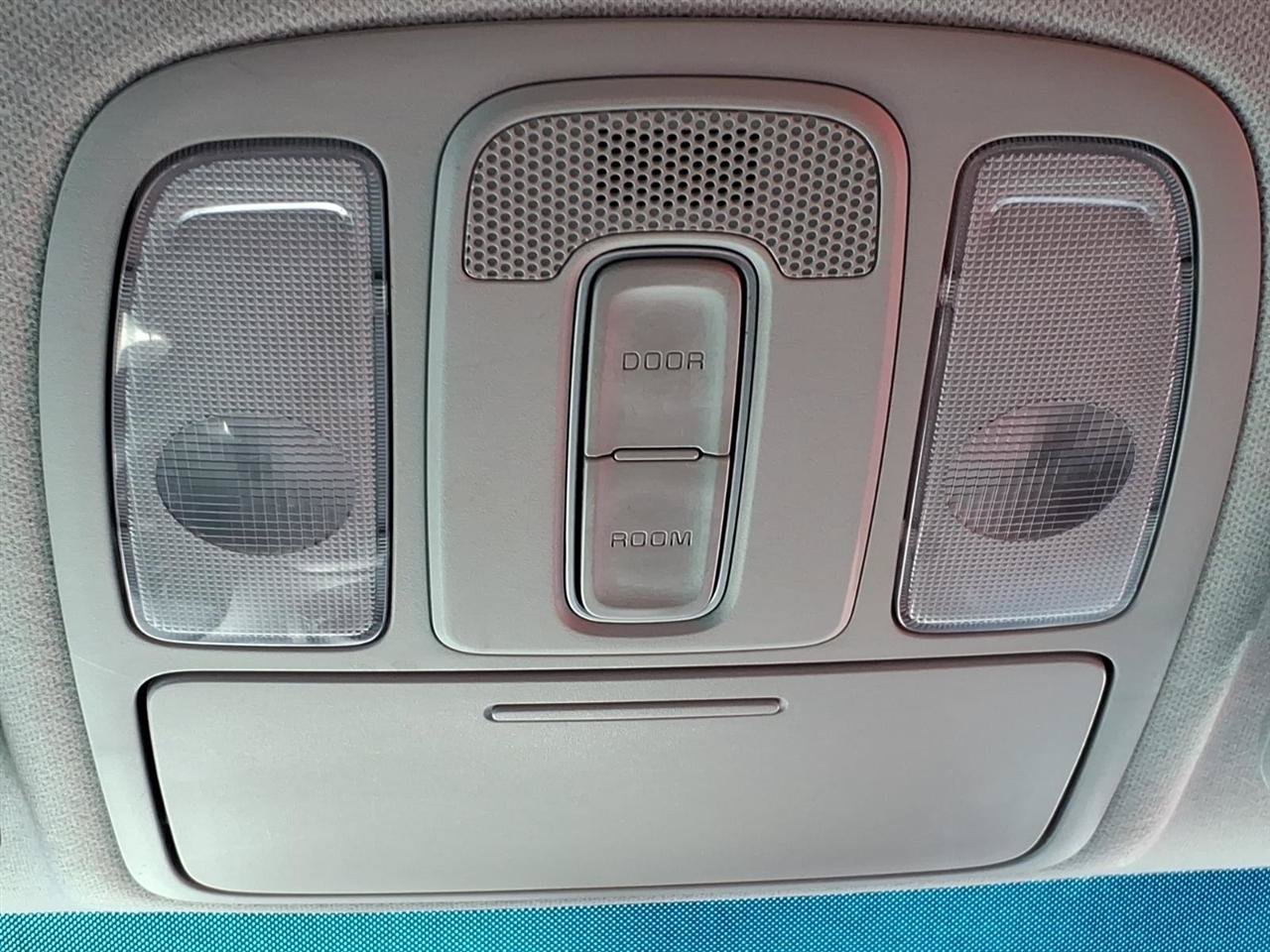 Used 2015 Kia Soul FWD image 14