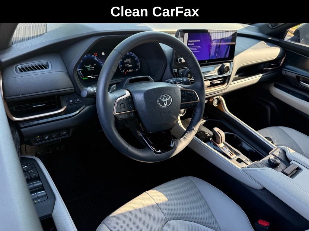 Used 2026 Toyota Grand Highlander AWD Hybrid image 3
