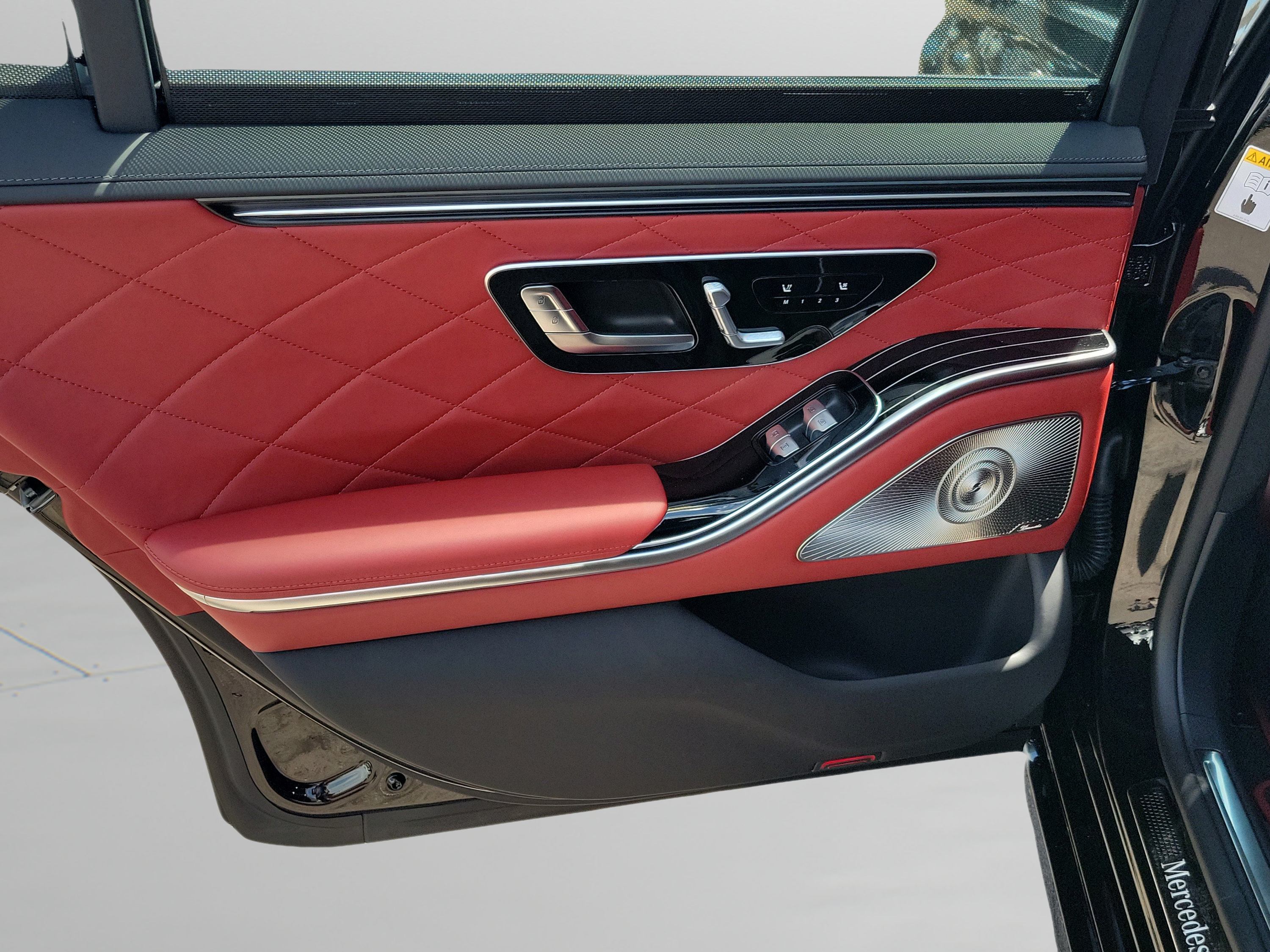 New 2027 Mercedes-Benz S 580 4MATIC Sedan image 7