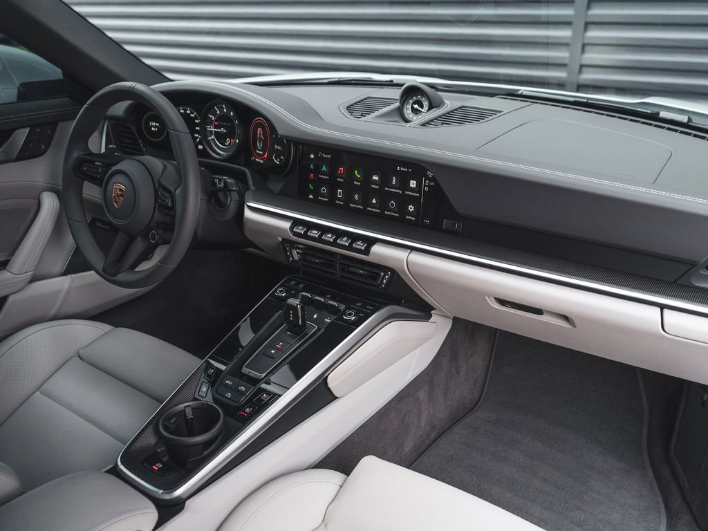 Used 2025 Porsche 911 Turbo S image 10