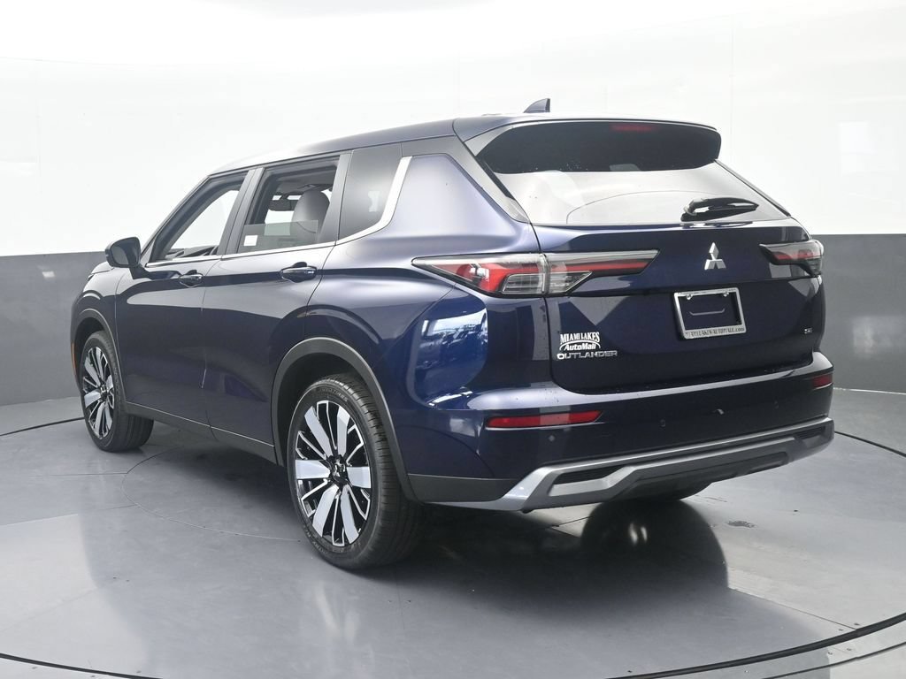 New 2026 Mitsubishi Outlander SE FWD image 4