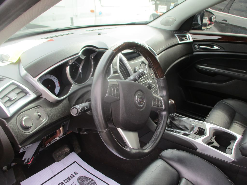 Used 2012 Cadillac SRX Luxury image 12