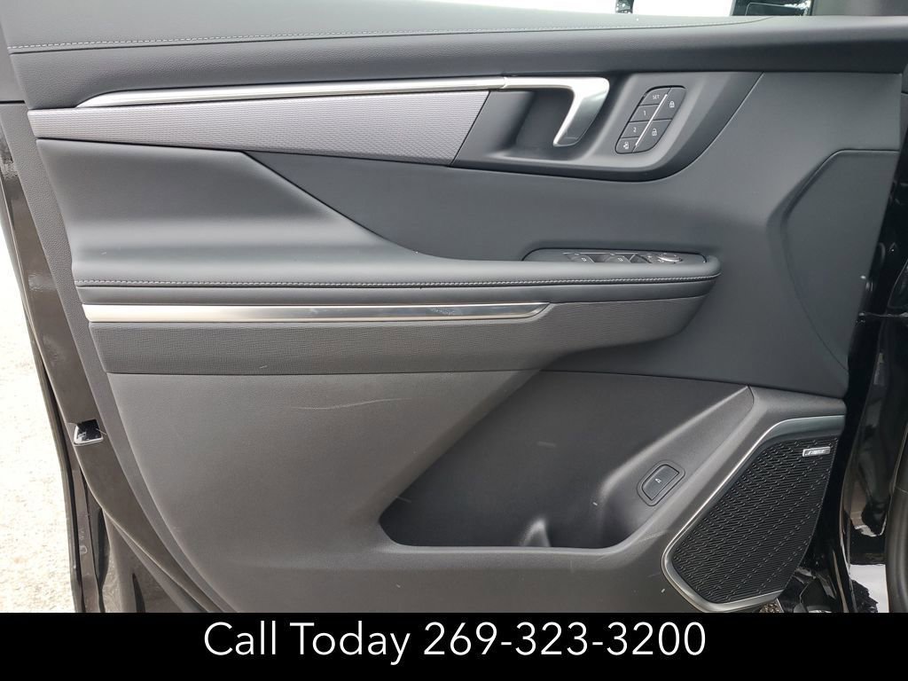 New 2026 Buick Enclave Sport Touring w/ Power Package image 21