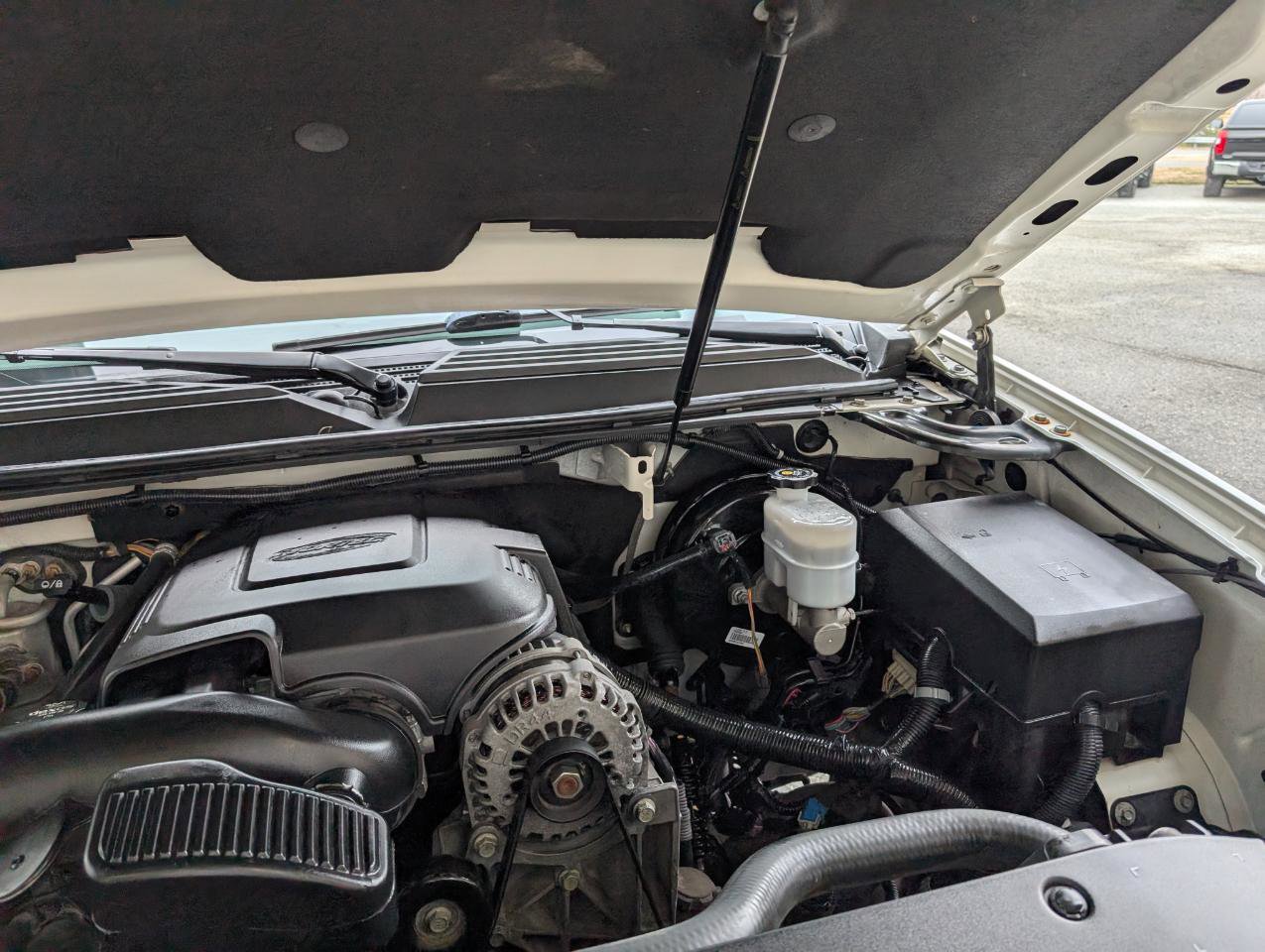 Used 2012 Chevrolet Tahoe LTZ image 30