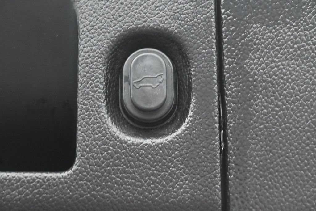 Used 2020 Chevrolet Tahoe Premier AWD/4WD image 39