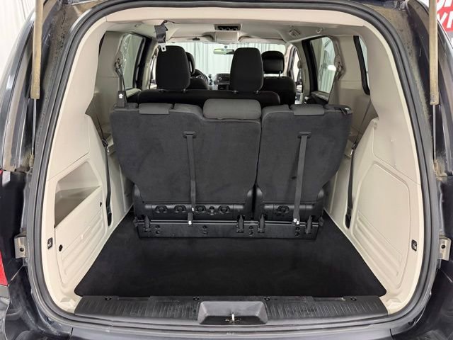 Used 2017 Dodge Grand Caravan SE image 10