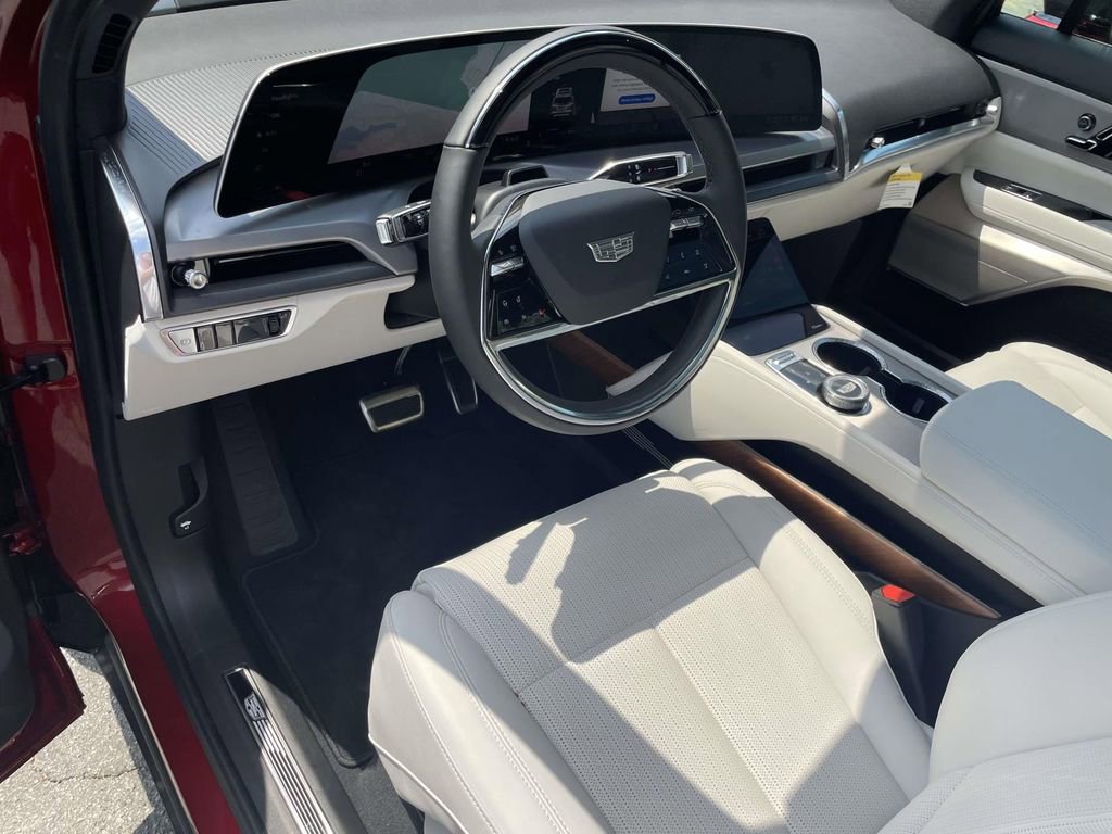 New 2026 Cadillac Vistiq Luxury w/ LPO, Premium Carpet Package image 19