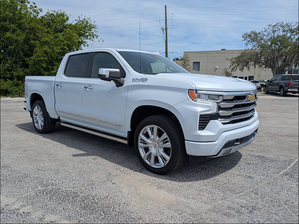 New 2026 Chevrolet Silverado 1500 High Country w/ High Country Premium Package AWD/4WD image 3
