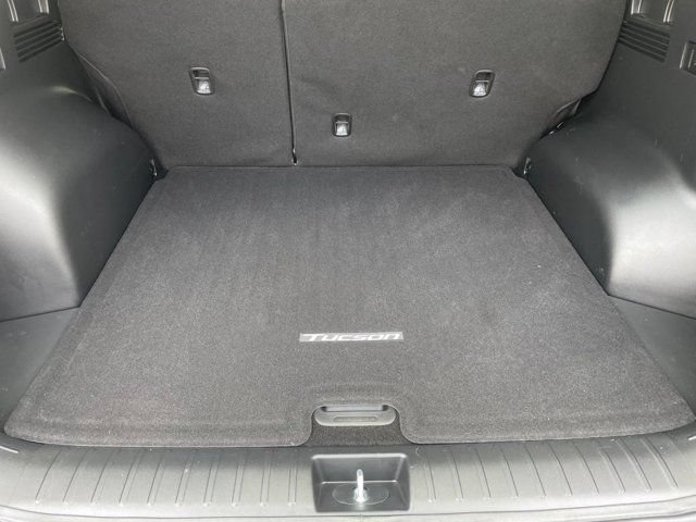Used 2024 Hyundai Tucson SE AWD/4WD image 14