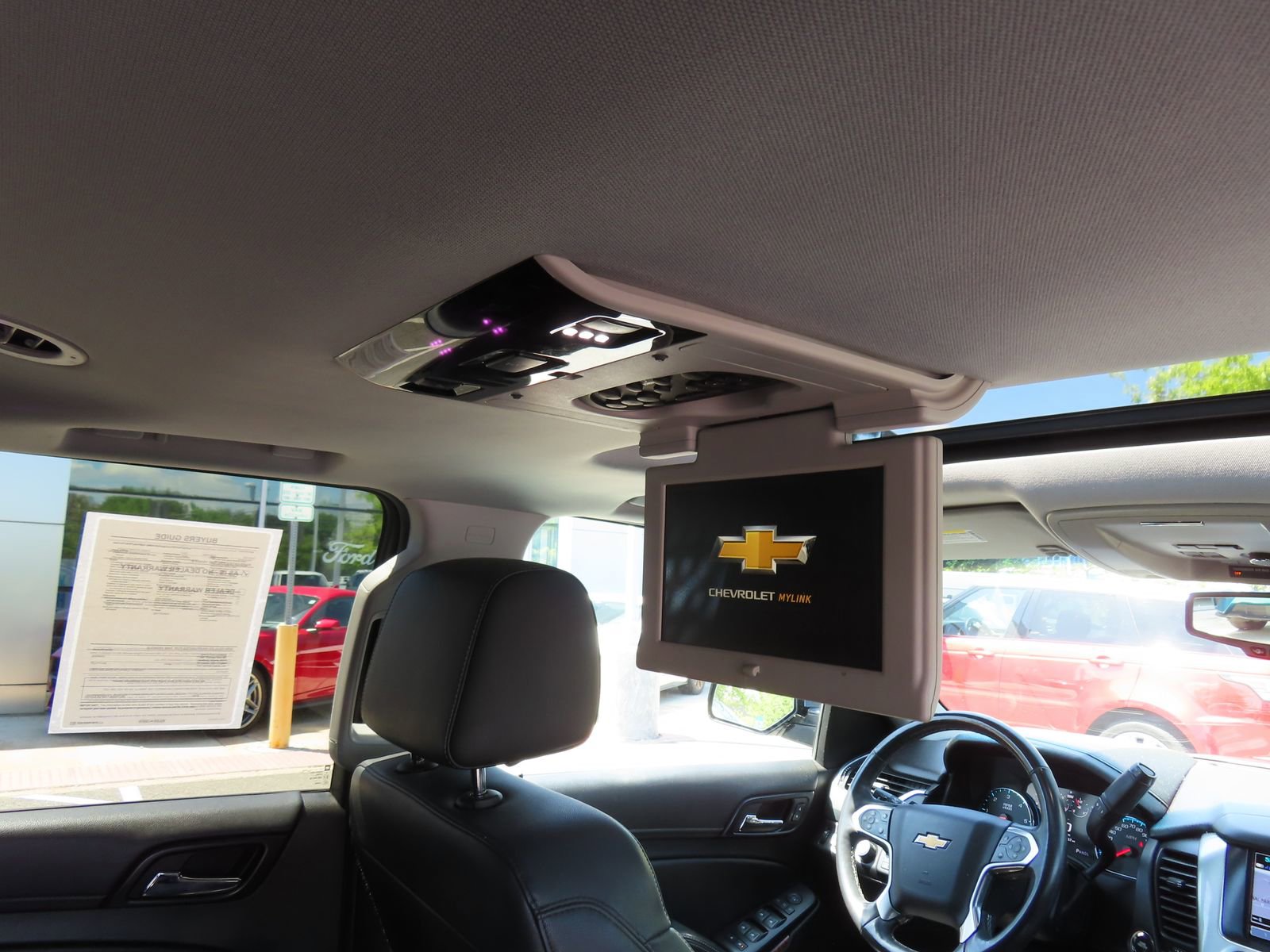 Used 2017 Chevrolet Suburban Premier AWD/4WD image 40