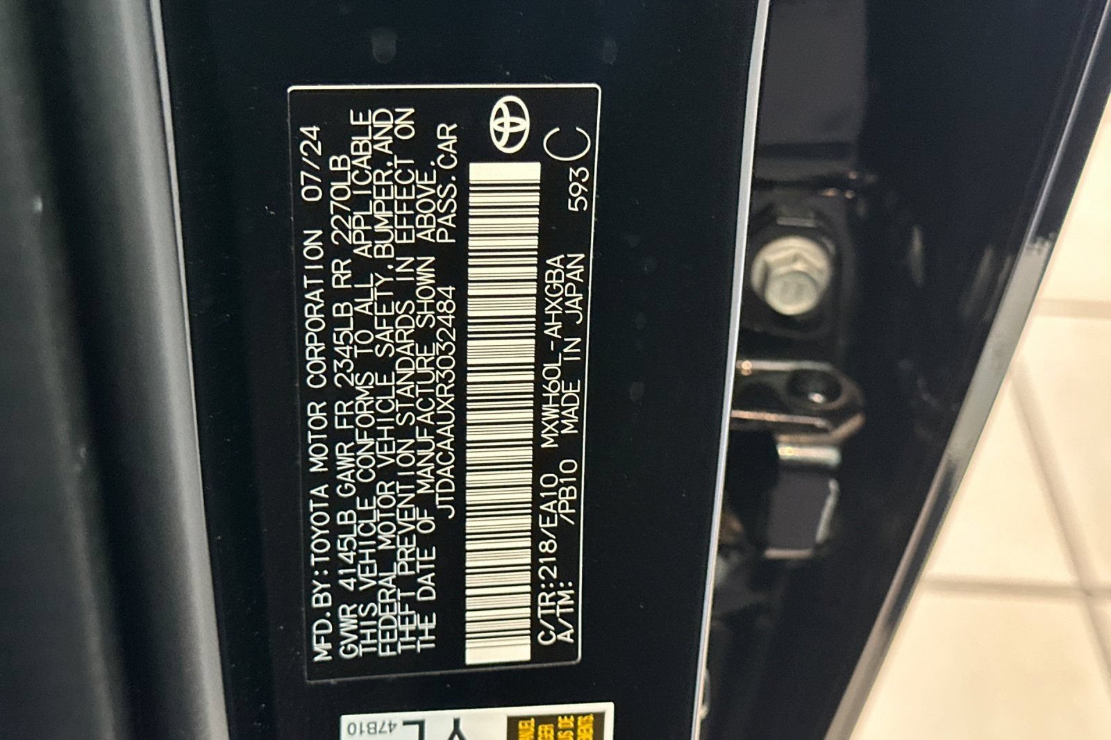 Certified 2024 Toyota Prius XLE FWD image 28