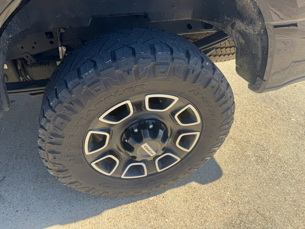 Used 2024 Ford F250 Platinum image 13