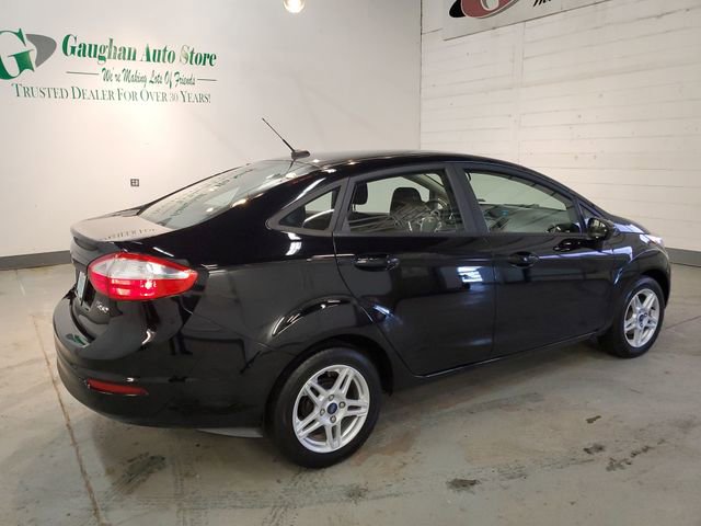 Used 2017 Ford Fiesta SE image 6