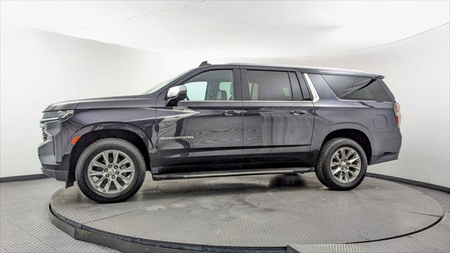 Used 2023 Chevrolet Suburban Premier RWD image 3
