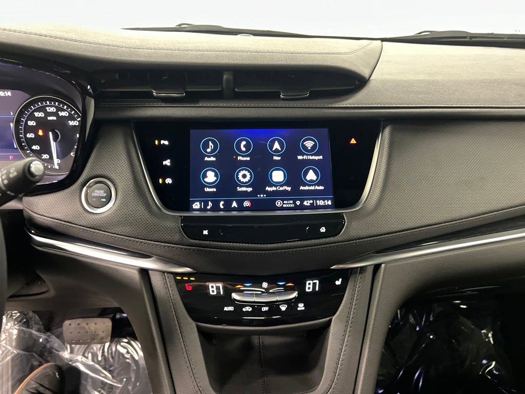 Certified 2026 Cadillac XT5 Premium Luxury w/ LPO, Floor Liner Package AWD/4WD image 22