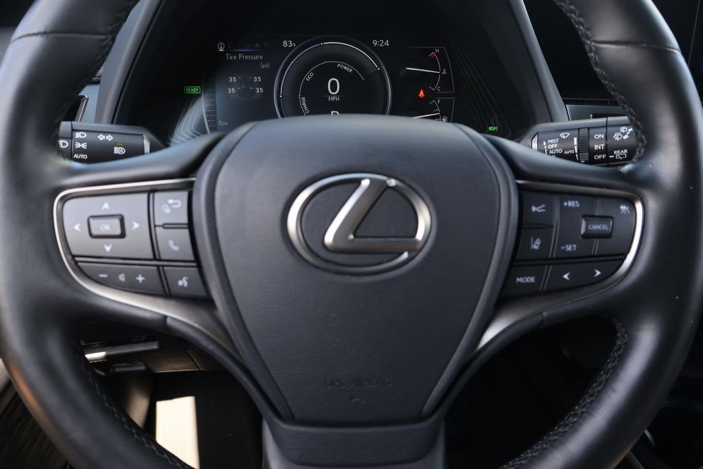 Used 2023 Lexus UX 250h FWD w/ Accessory Package (Z2) image 18
