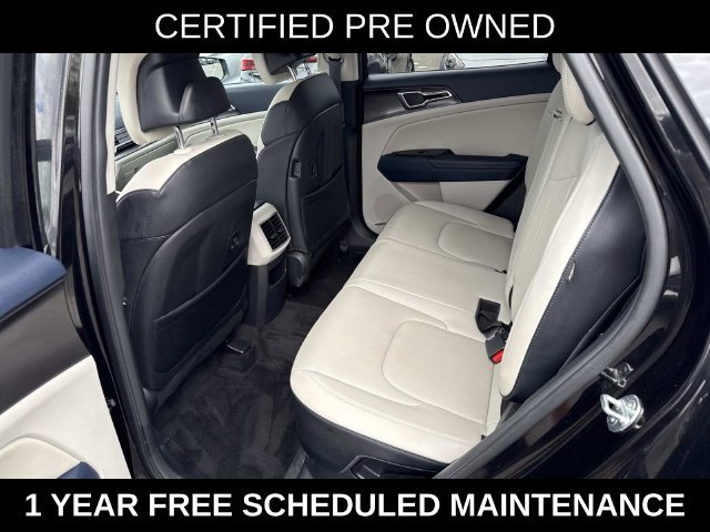 Used 2025 Kia Sportage EX AWD/4WD image 16