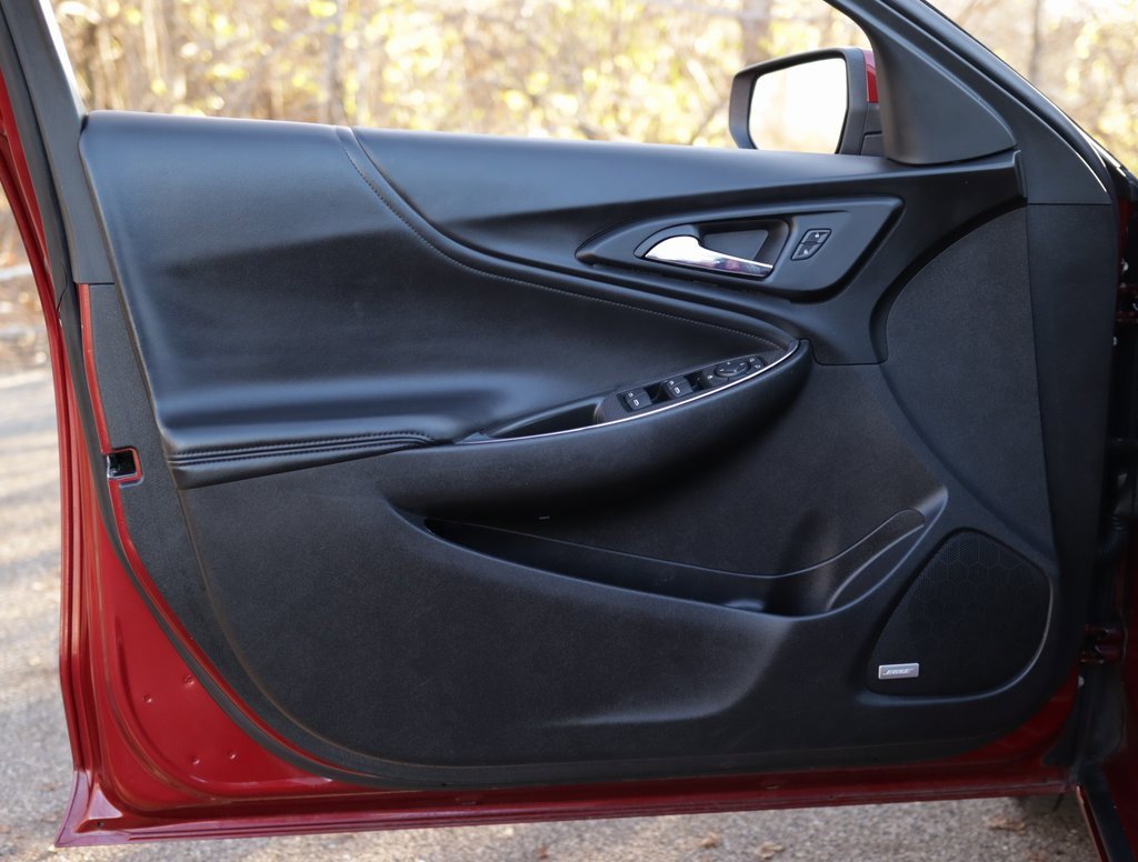 Used 2017 Chevrolet Malibu LT w/ Leather Package image 22