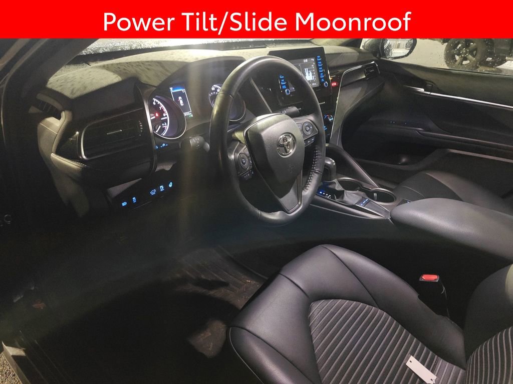 Used 2023 Toyota Camry SE w/ Cold Weather Package image 7