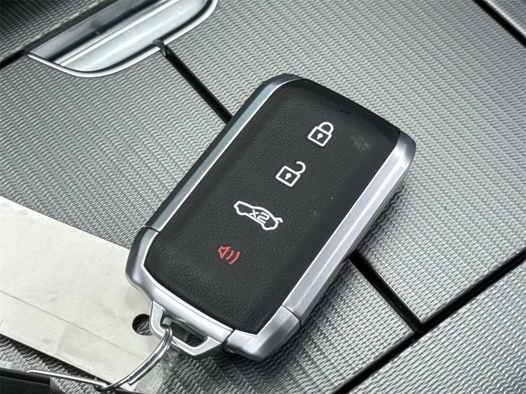 New 2024 Maserati Grecale GT image 31